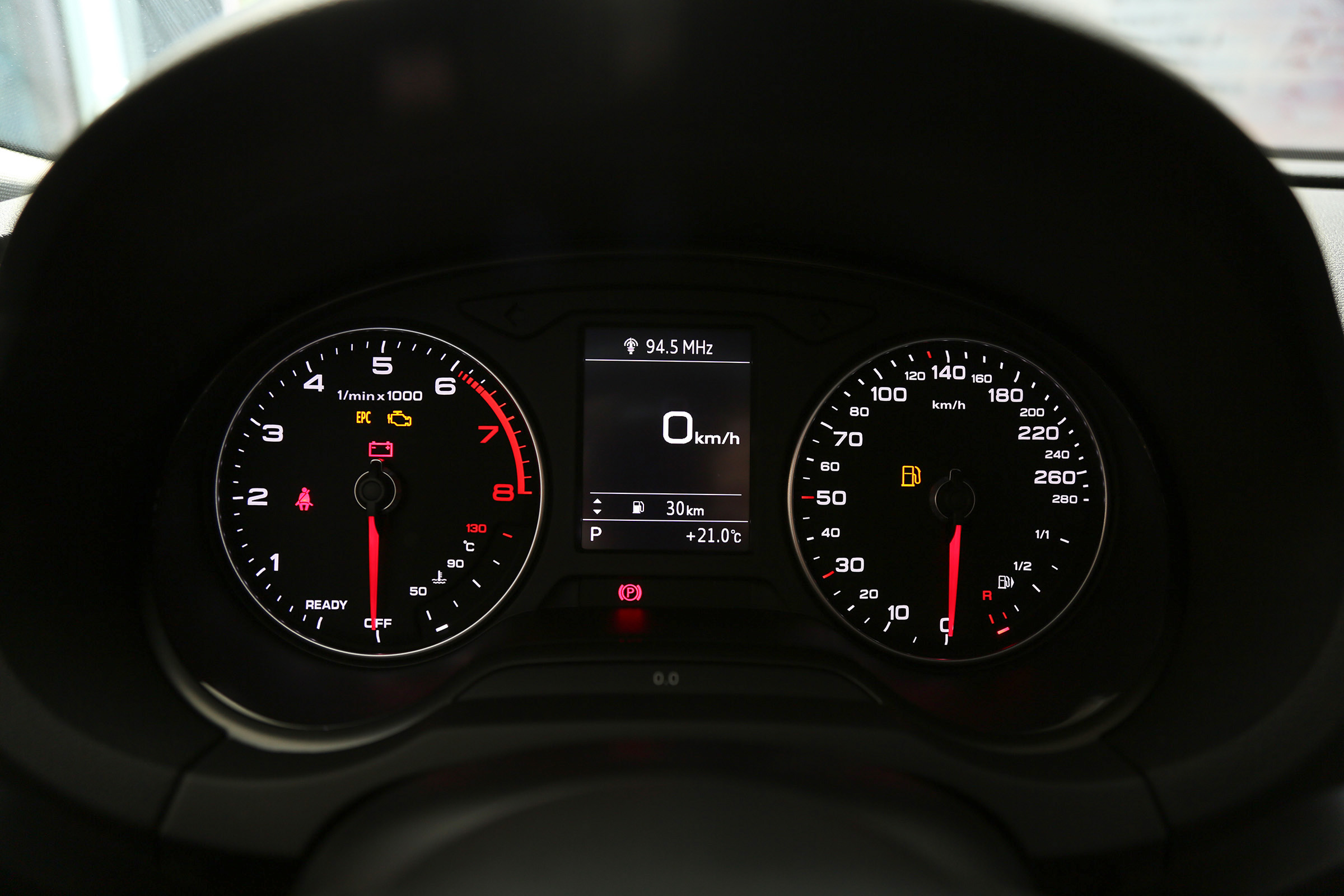 奥迪A3全面评测，奔驰A级无辜躺枪