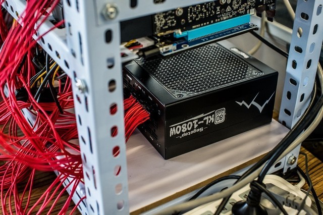 8卡挖矿以太坊ETH 试探高端电源耐力！