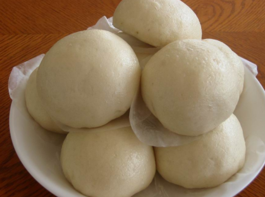 怎么用微波炉热出松软的馒头