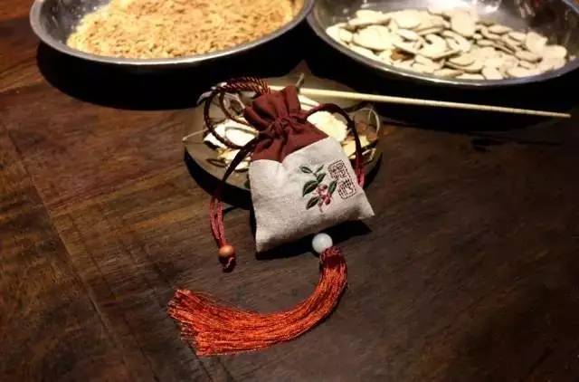 如果没反转，学学老祖宗们怎么选定情物