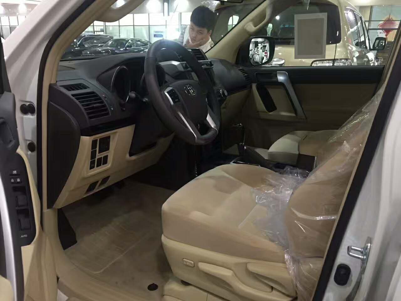 2017款丰田霸道4000中东版现车 经典SUV全国最低价