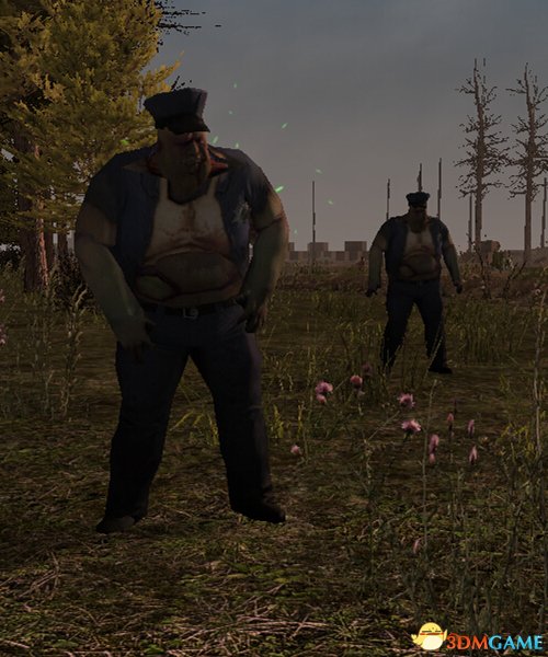 尽量爆头)原因:军肥是七日杀中唯一一个会远程攻击的僵尸,如果你家