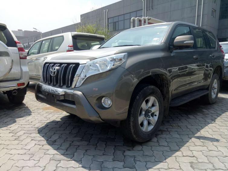 17款丰田霸道4000中东版独具匠心动感唯美 越野能力超强