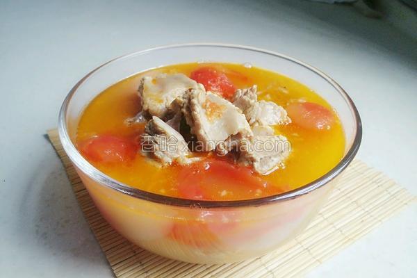 西红柿排骨汤(鲜美翻倍，家常西红柿排骨汤)