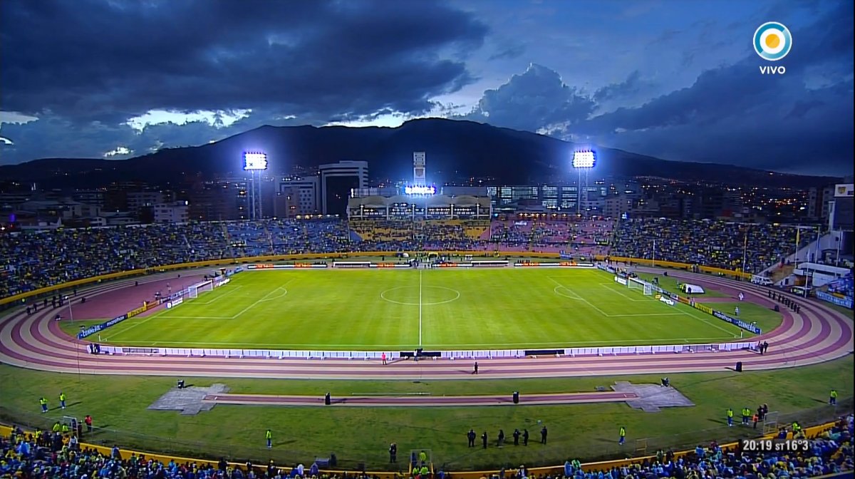 南美世预赛直播更新：开场1分钟，厄瓜多尔破门