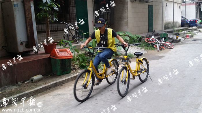 南宁这个新生职业的日常：天天给车做“体检”，每天要摆四五百辆