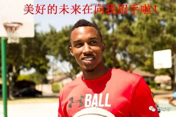 詹姆斯cba在哪个队(詹皇终于来CBA了！曾经的天才高中生，NBA单场55分！什么水平？)