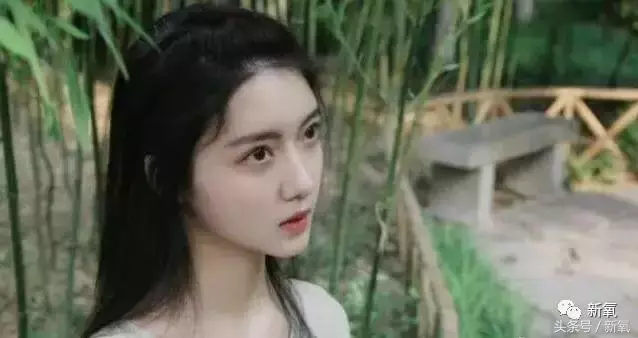 王俊凯的大学同学全是网红脸版张柏芝张天爱啊！