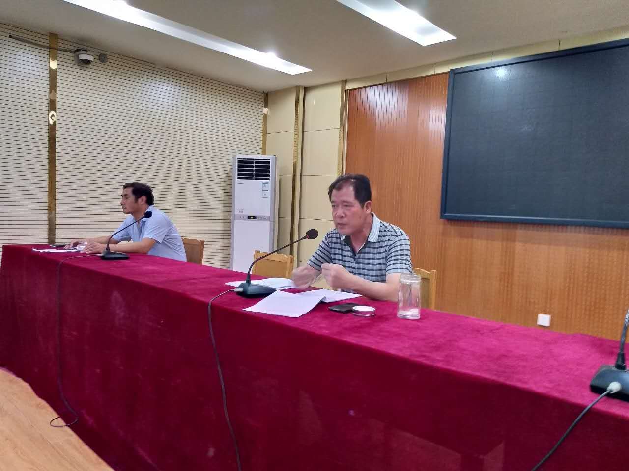 充电学习、深入课改—鲁山二高在炎热酷暑中迎来‘学前周’