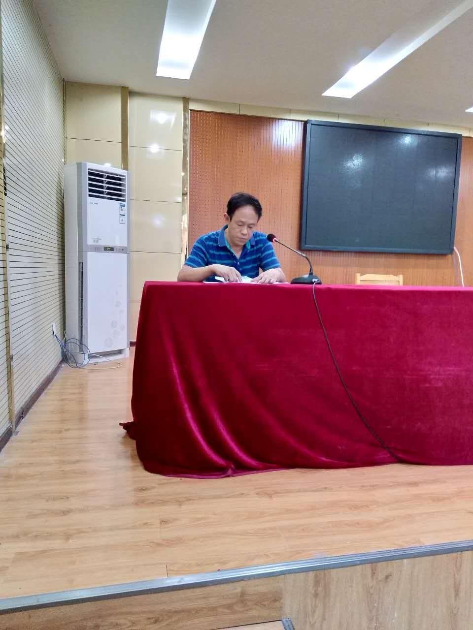 充电学习、深入课改—鲁山二高在炎热酷暑中迎来‘学前周’