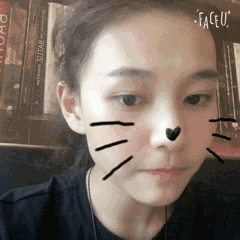 王俊凯的大学同学全是网红脸版张柏芝张天爱啊！