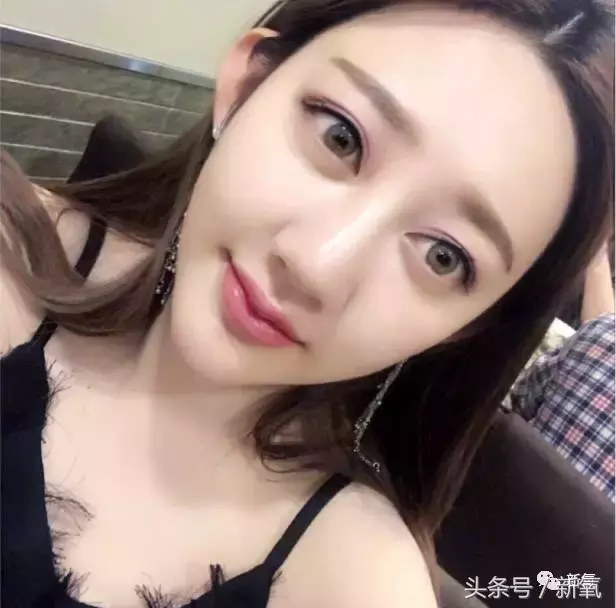 王俊凯的大学同学全是网红脸版张柏芝张天爱啊！