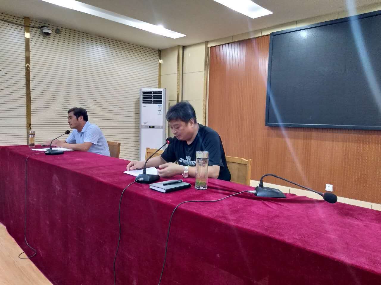 充电学习、深入课改—鲁山二高在炎热酷暑中迎来‘学前周’