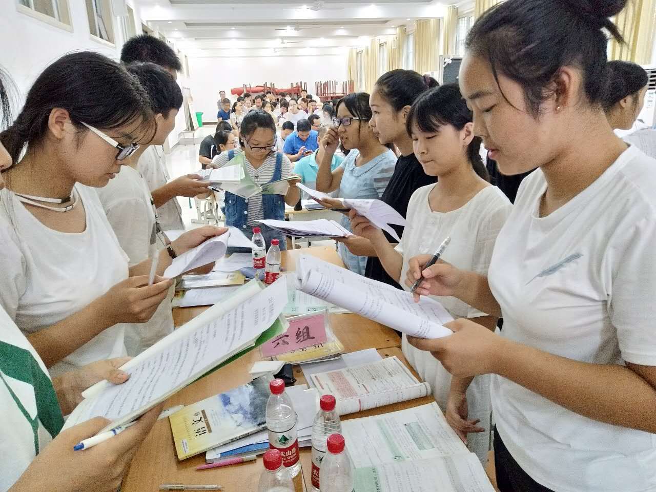 充电学习、深入课改—鲁山二高在炎热酷暑中迎来‘学前周’