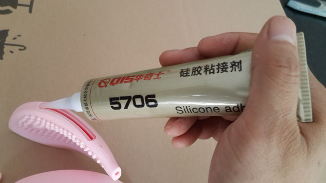 硅胶粘硅胶最好的胶水是哪种，硅胶胶水品牌