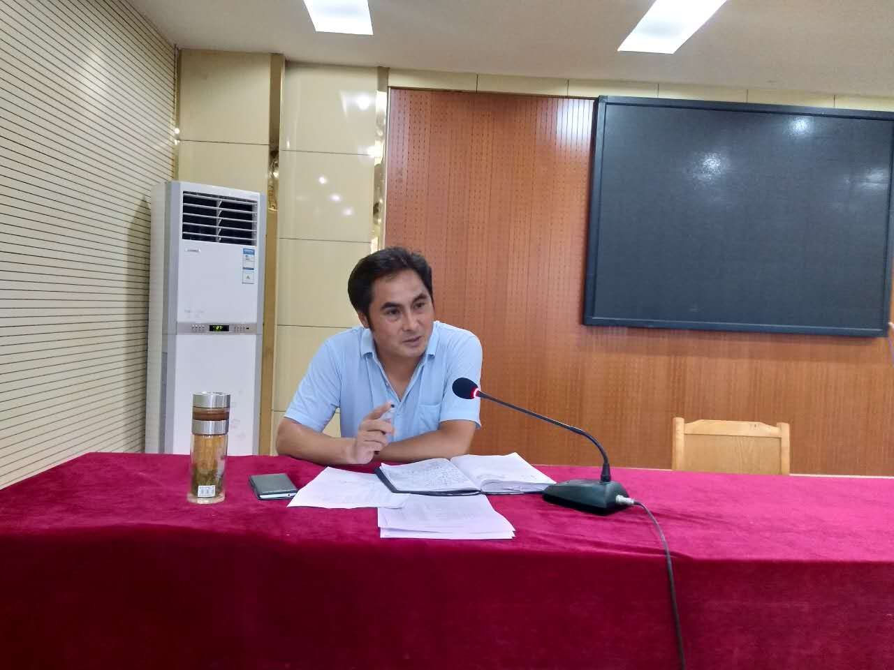 充电学习、深入课改—鲁山二高在炎热酷暑中迎来‘学前周’