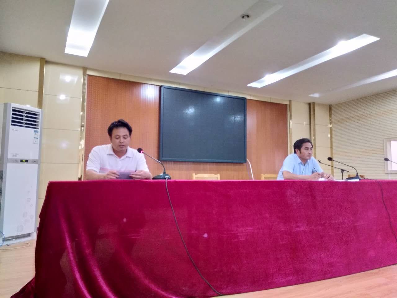 充电学习、深入课改—鲁山二高在炎热酷暑中迎来‘学前周’