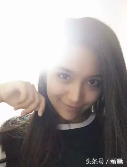 王俊凯的大学同学全是网红脸版张柏芝张天爱啊！