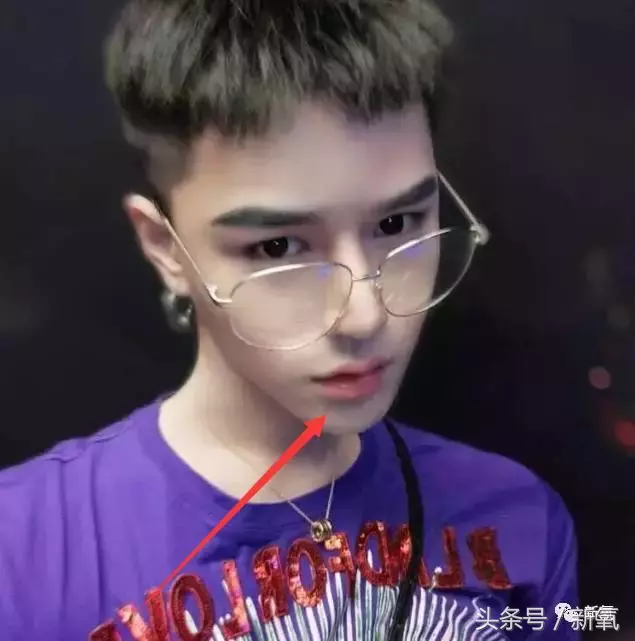 王俊凯的大学同学全是网红脸版张柏芝张天爱啊！