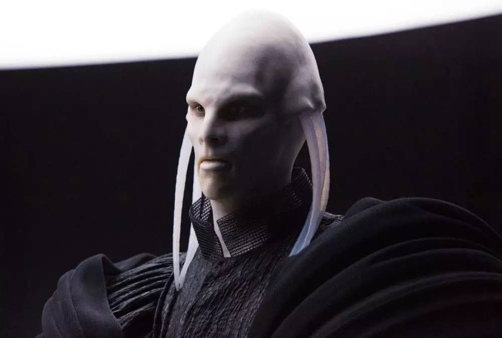 吕克贝松用十年拍的欧洲影史最贵电影《星际特工》疯狂打脸好莱坞