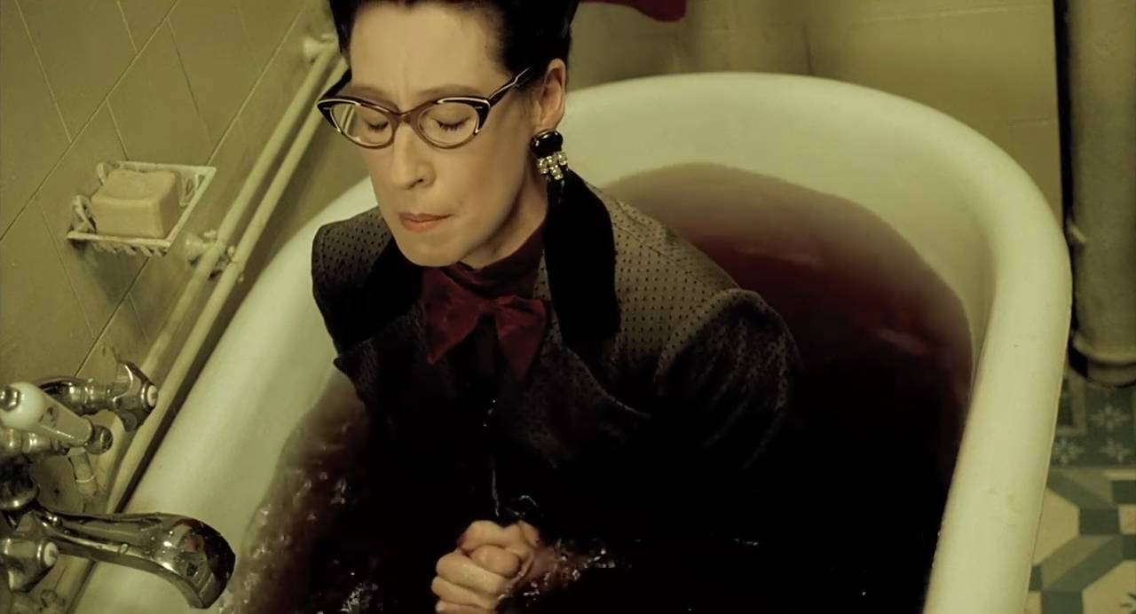 这片叫《黑店狂想曲》,"画面"剧情都超出想象!豆瓣8.6!