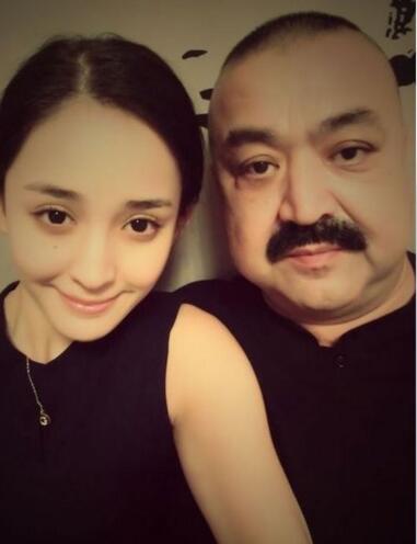 娜扎个人资料(揭秘古力娜扎鲜为人知身家背景:爸爸是富豪姐姐是空姐)