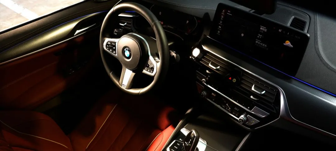 豪华新境，唤醒出行灵感-新BMW 5系
