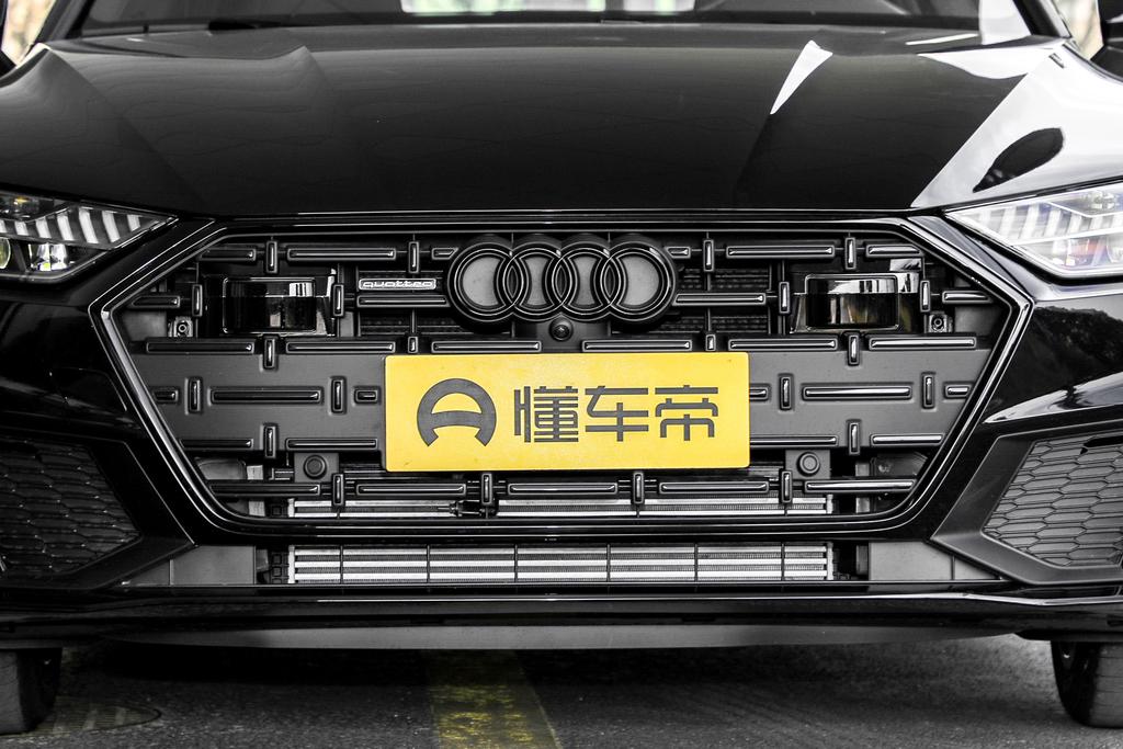 上汽奥迪推A7L两款新车型，售价51.99万元