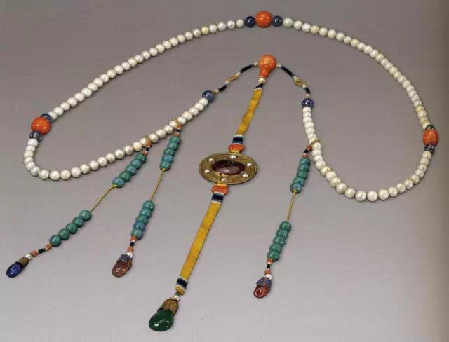 手串背云该如何选择搭配?专为选择困难的你准备!