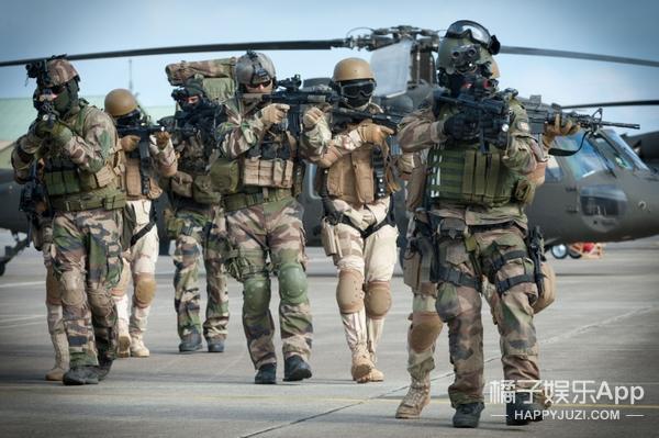 听说最近军官和医生谈恋爱挺火，你们说的难道不是《亮剑》？