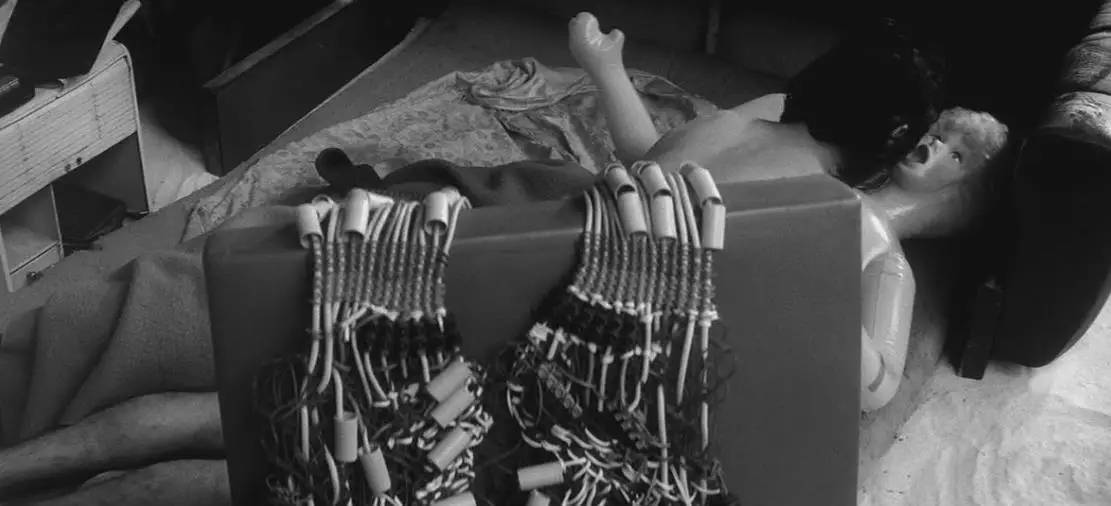 吕克贝松用十年拍的欧洲影史最贵电影《星际特工》疯狂打脸好莱坞