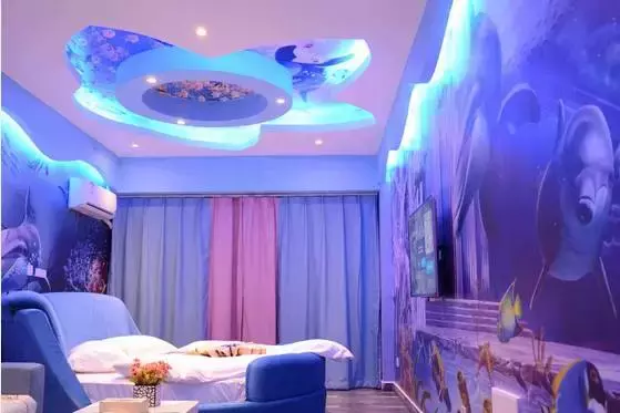七夕虐狗指南，昆明这10间情侣主题酒店，只能帮你到这了！