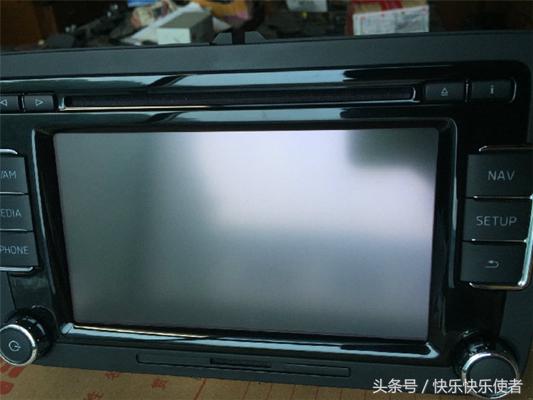 4S太贵，改装店不敢去，DIY安装朗逸原厂导航