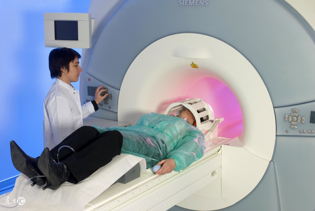 走路经常“腿打软”？这是3个大病找上门！不及时治疗会截肢