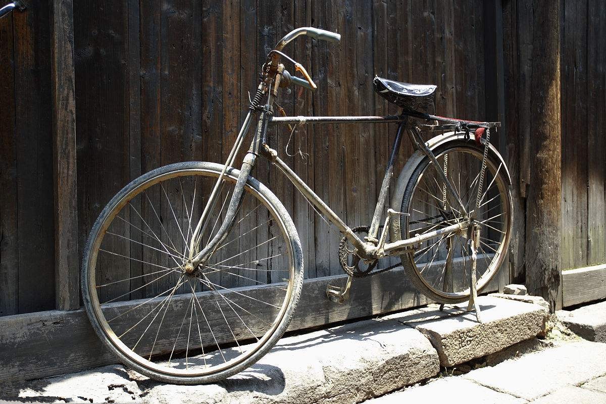 汽车竟然还能论斤卖？看看这些车都多少钱一斤！