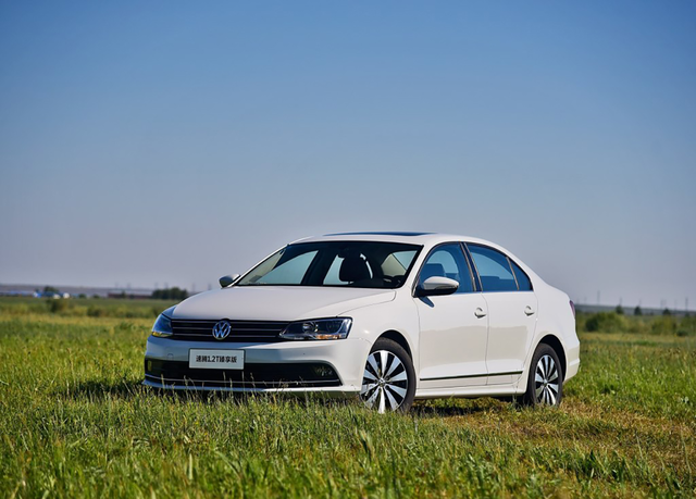 一汽大众压力很大，怒坎降价将速腾送上销量榜探花