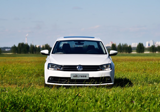 一汽大众压力很大，怒坎降价将速腾送上销量榜探花