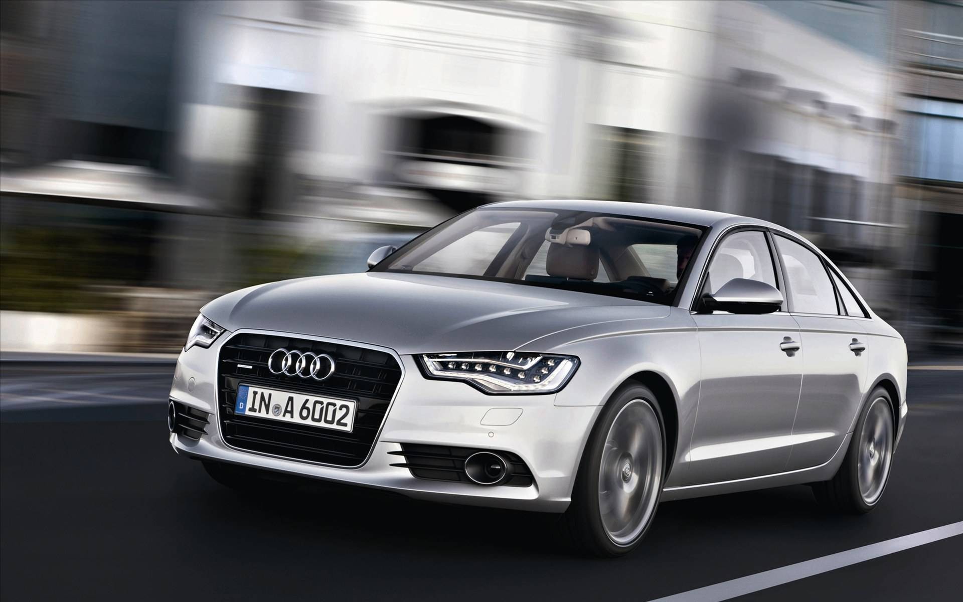 汽车竟然还能论斤卖？看看这些车都多少钱一斤！