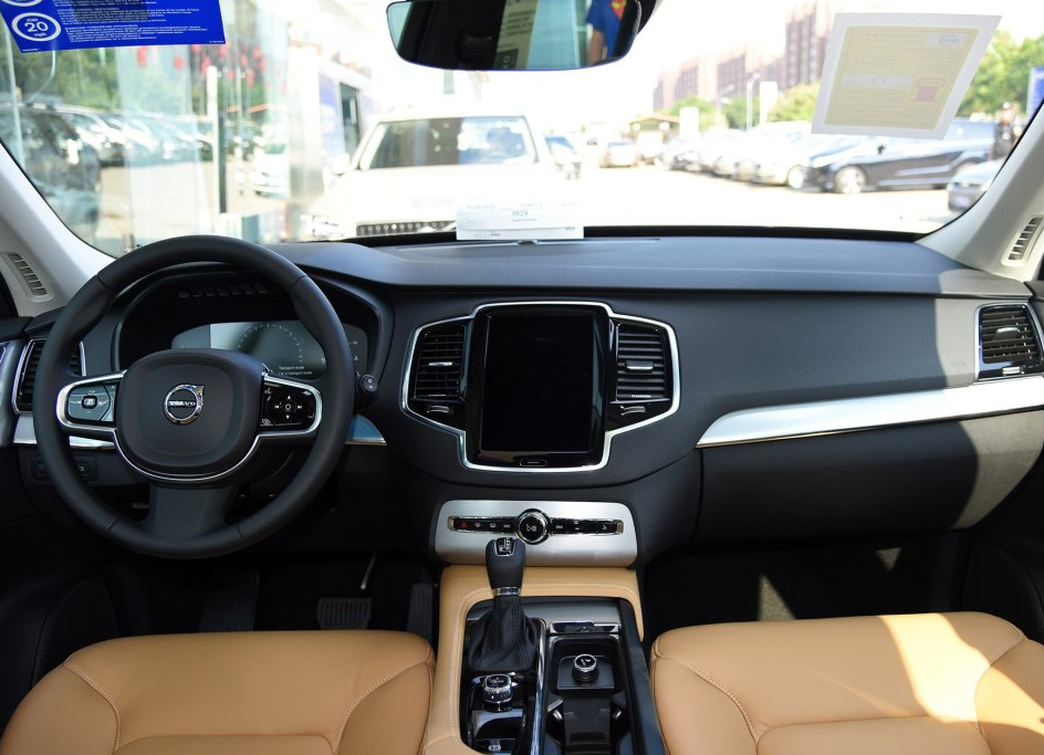 口碑大PK：都是7座SUV 奥迪Q7与沃尔沃XC90 看看车主怎么评价