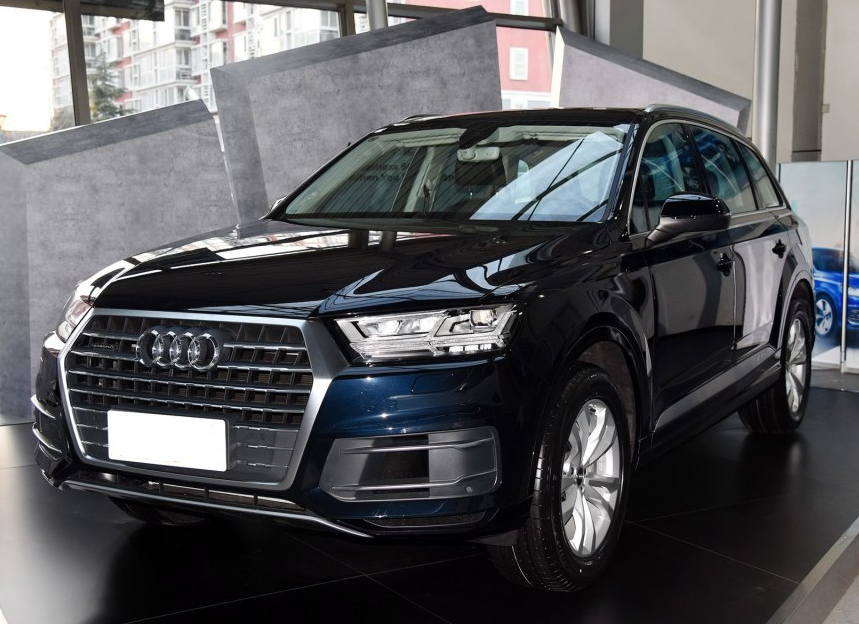 奥迪Q7 vs 沃尔沃XC90口碑对比：谁才是豪华SUV王者？