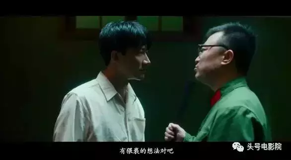 冯小刚拍对越自卫反击战看哭观众《芳华》首映被赞近年最好电影
