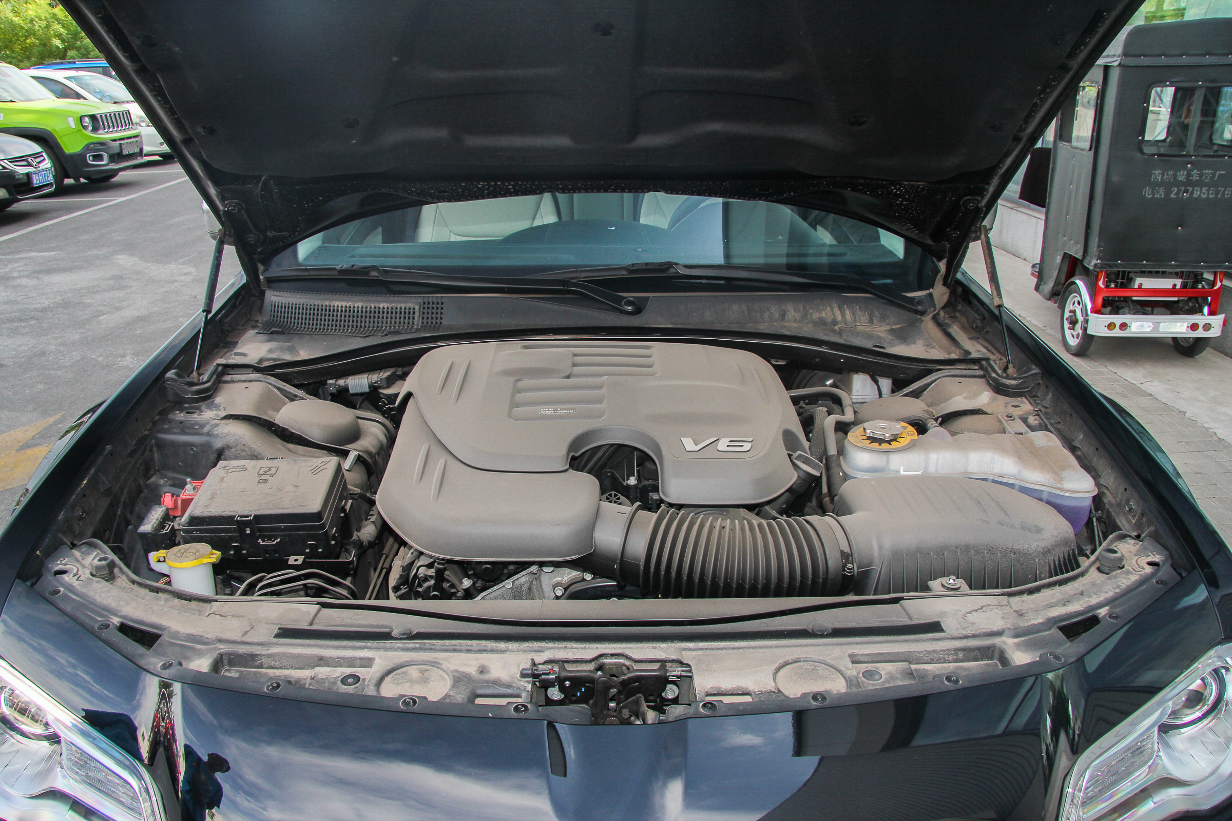 克莱斯勒300C(进口)全面测评：40万预算，你会选择它吗？