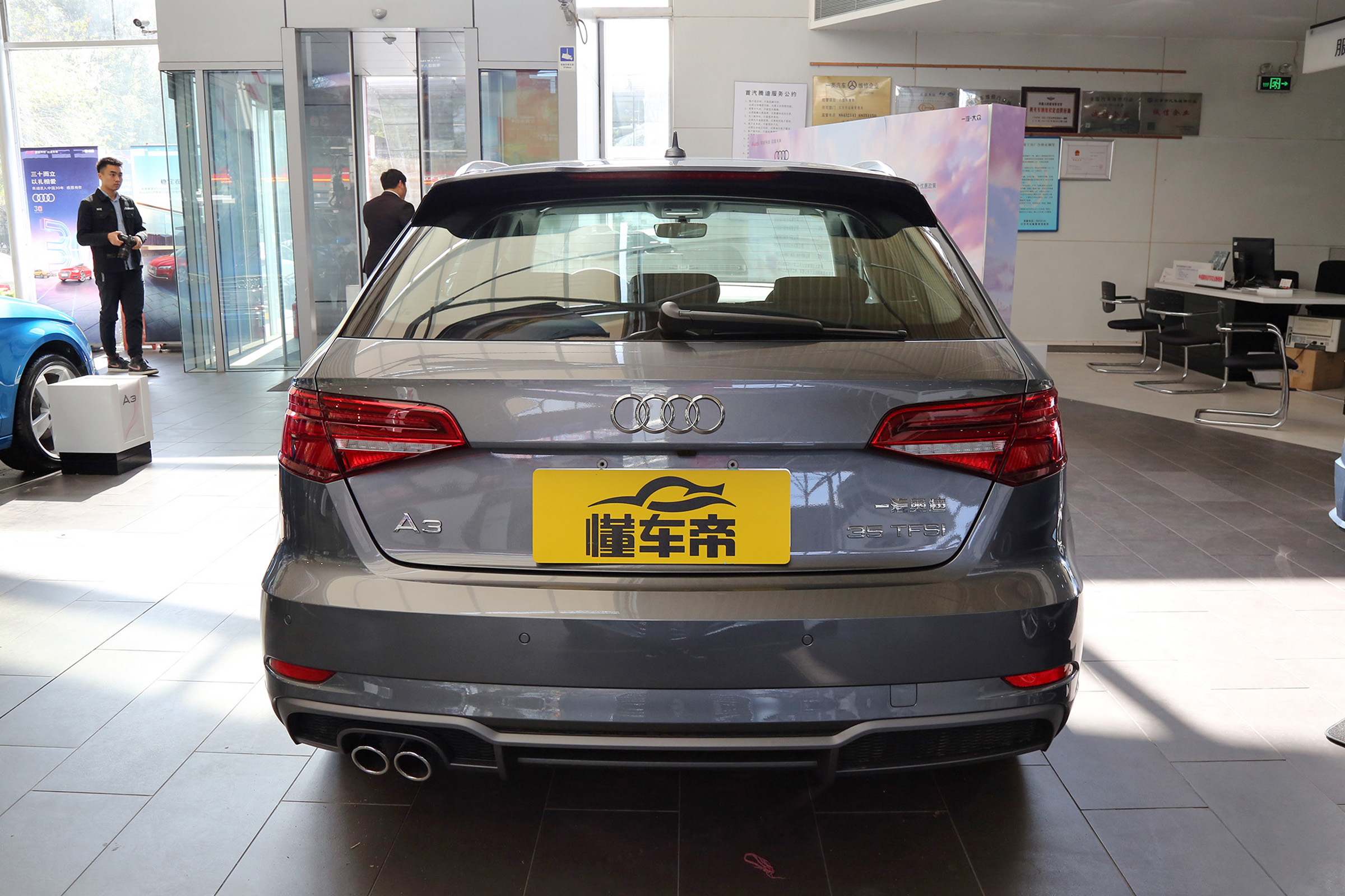 奥迪A3全面评测，奔驰A级无辜躺枪