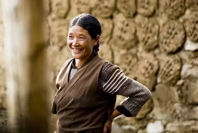 写作积累｜描写人物喜悦神态的好词好句好段