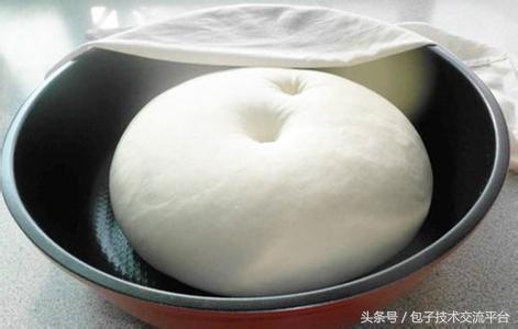 最全的包子皮培训教程，和面，发酵，擀面，捏面全齐了！