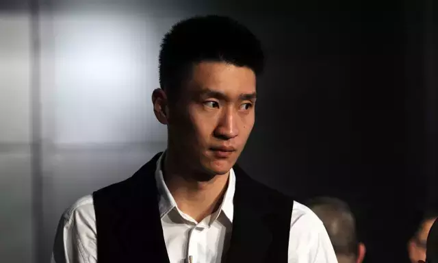 孙悦为什么总会被nba解雇(孙悦赛季报销的真相和CBA职业化的走向)