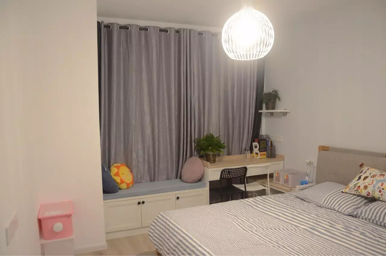 房子太小，如何挤个书房出来？