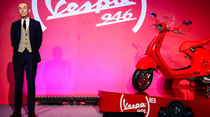 红色爱心风暴登台2017 (VESPA 946) RED最贵125踏板摩托车发布