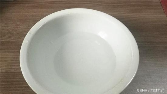 玻璃瓶铁盖打不开怎么办，小妙招教你轻松应对，很实用了