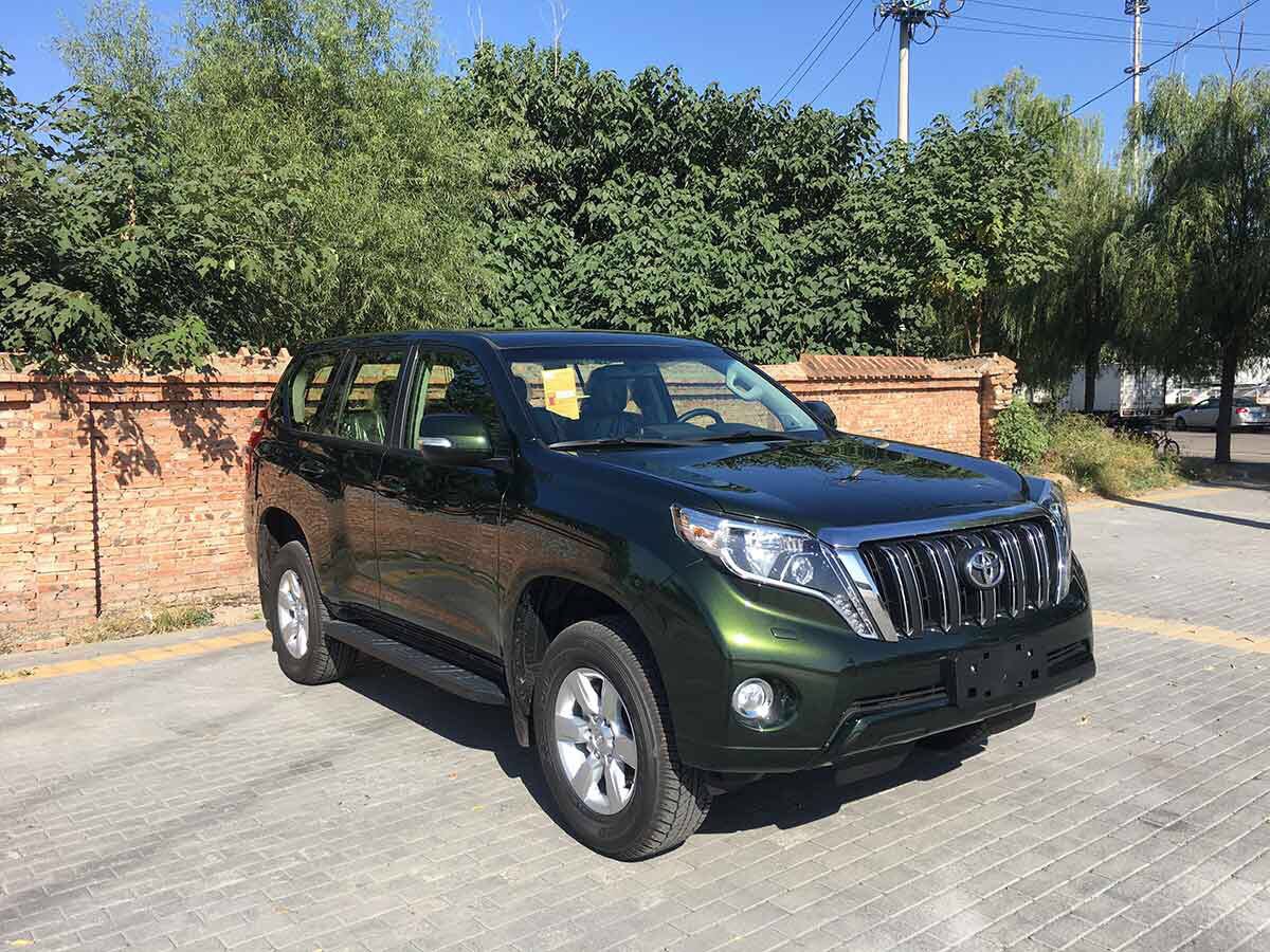 丰田霸道军绿色价格(首付3) - 价格百科